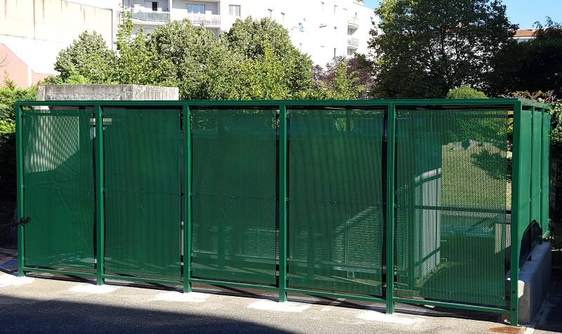 Fabrication de parevues sur mesure à Lyon