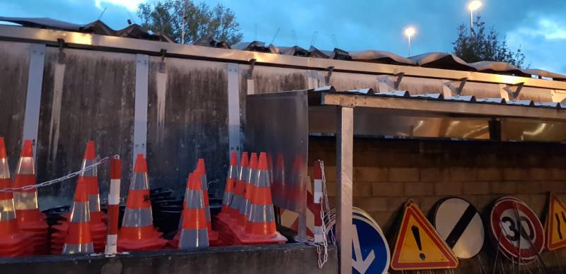 Pose d'un abri sur mesure pour un exploitant autoroutier à Caluire