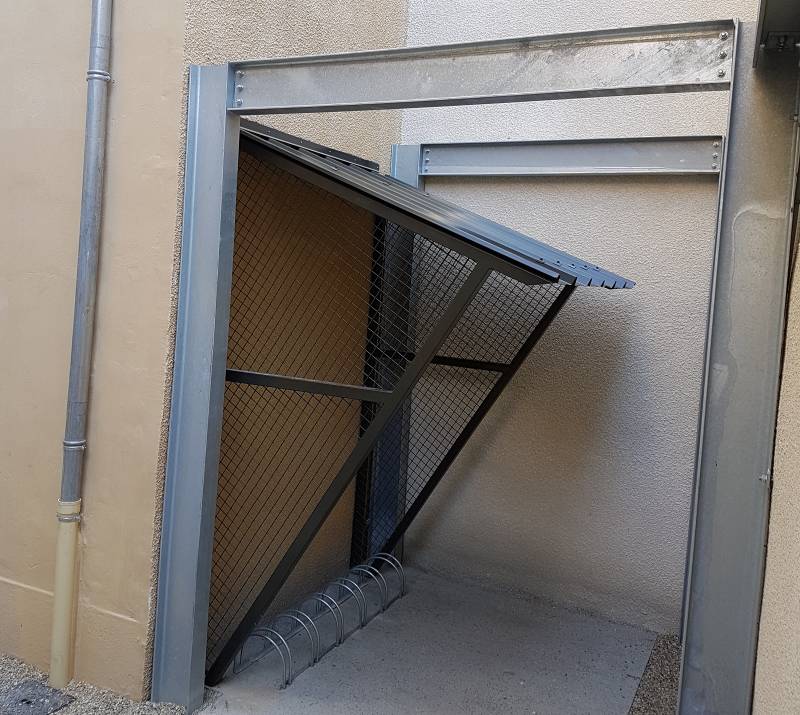 Réalisation de deux abris vélos sur mesure à Lyon