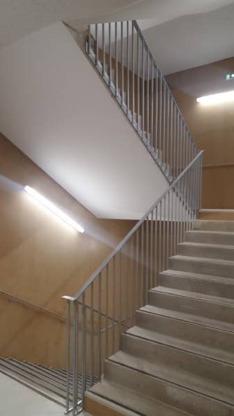 Fabrication et pose d'un garde-corps sur mesure à Valence (Drôme)