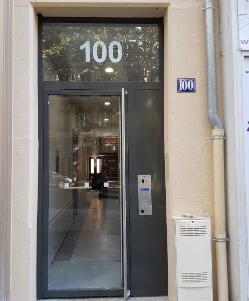 Rénovation des entrées des immeubles sur Lyon et ses environs