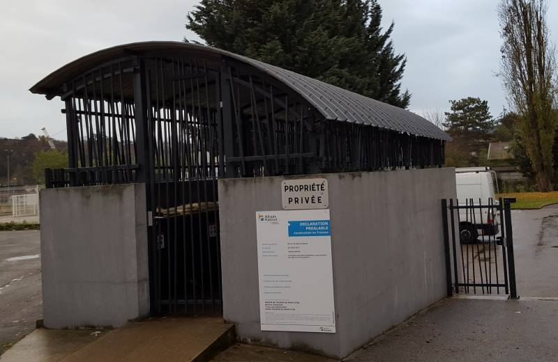 Fabrication de deux abris sur mesure à Couzon au mont d'or