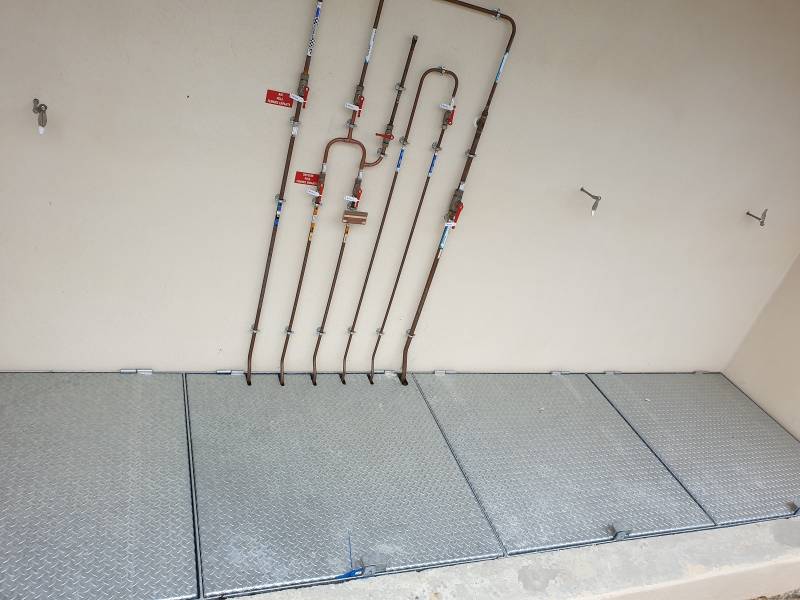 Fabrication sur mesure de trappes et bavettes à Fleureux sur l'Arbresle