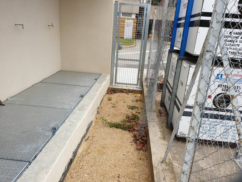 Fabrication sur mesure de trappes et bavettes à Fleureux sur l'Arbresle