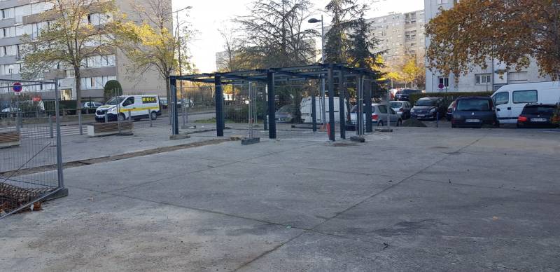 Réalisation de 6 locaux poubelles en structure métallique dans une résidence à Pierre Bénite